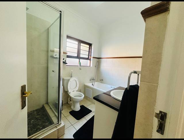 2 BEDROOM TOWNHOUSE TO LET IN BROADACRES